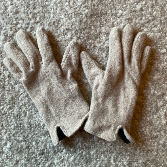 A New Day Wool Pull-On Gloves - Picture 1 of 4